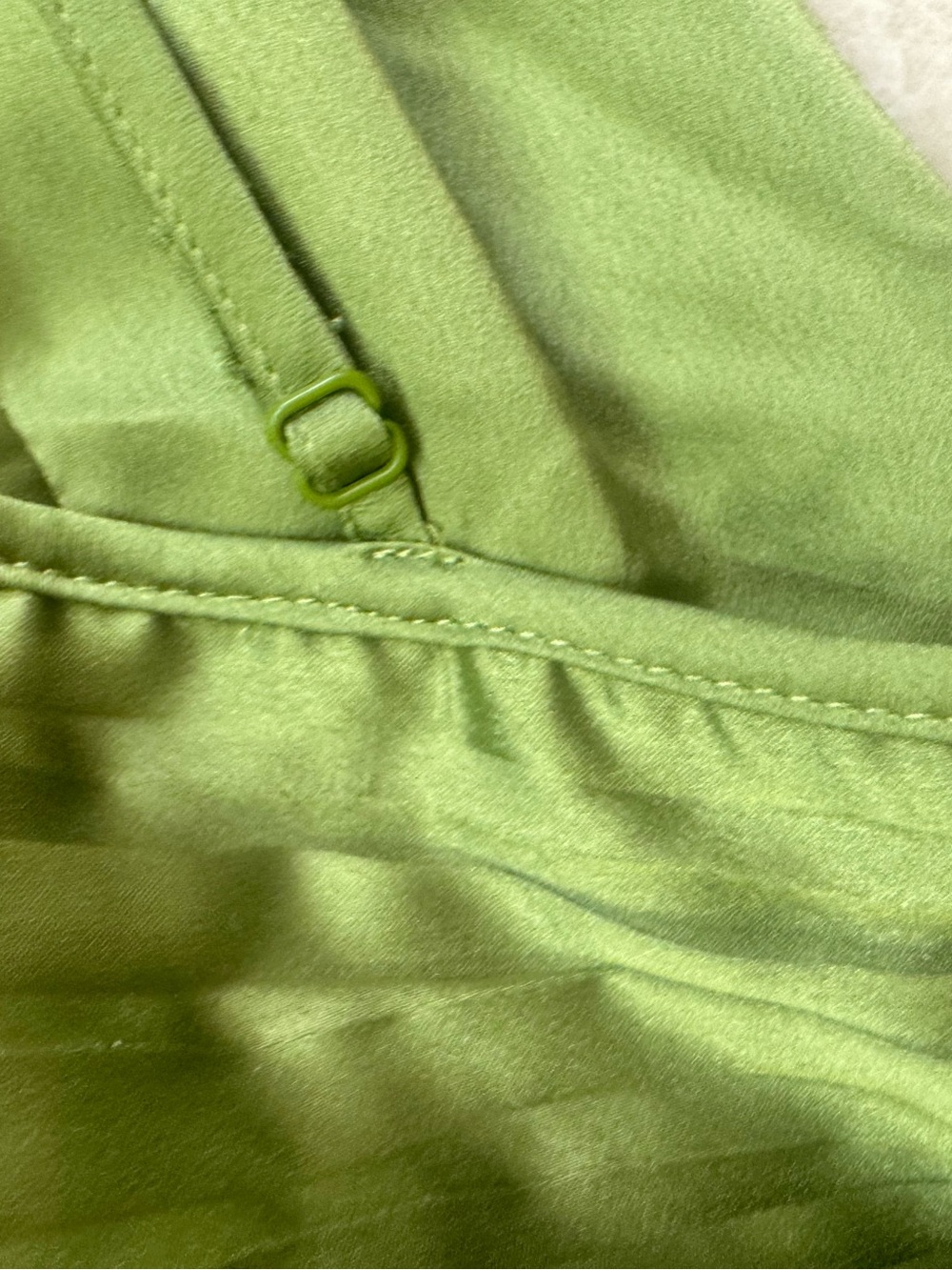 Abercrombie & Fitch satin Giselle dress women’s size MT medium - Picture 10 of 17